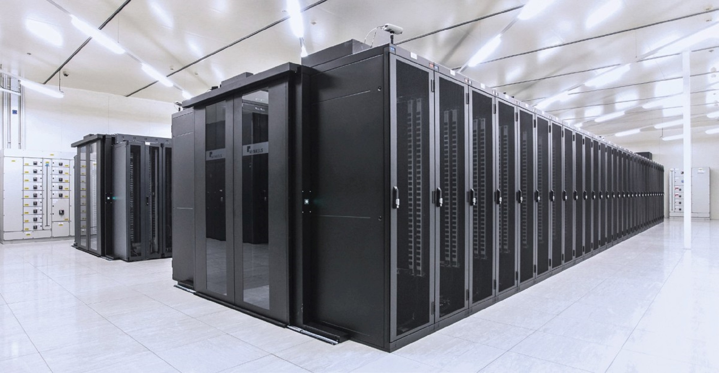 https://skynet-telecom.net/wp-content/uploads/2026/02/Datacenter.jpg
